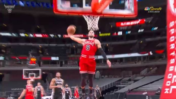 Bulls collapse in the 4th, Spurs win Bulls collapse in the 4th, Spurs win
