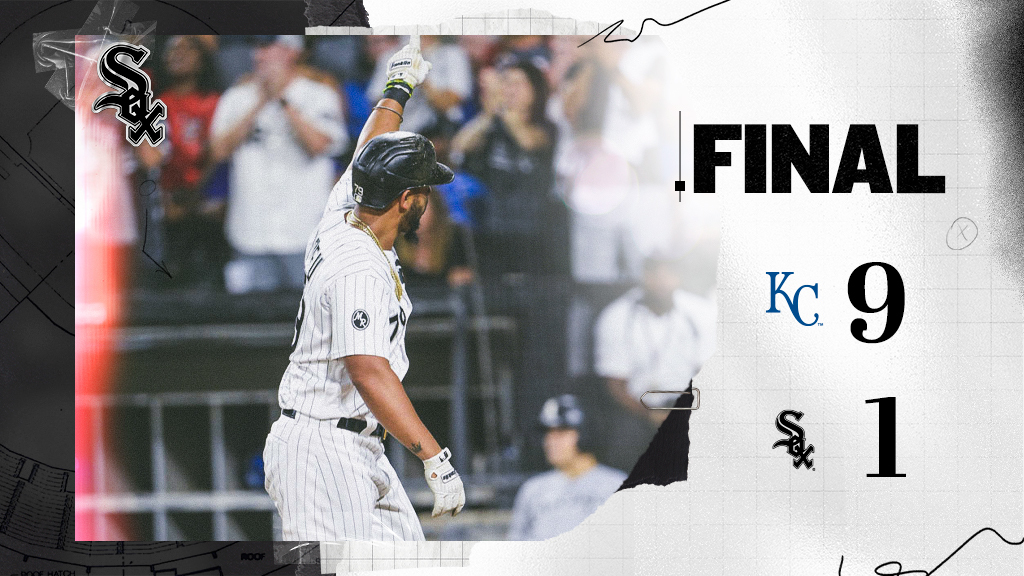 Royals steamroll White Sox defense