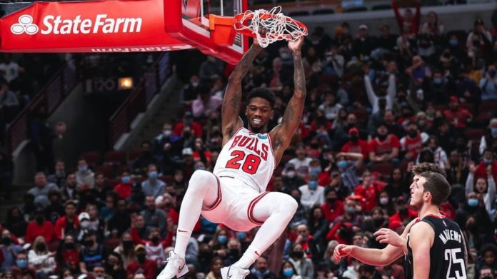 FHGXDwwXsAAoXwL Bulls Give Chicago Fans a Great Performance
