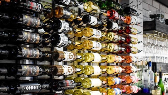 IMG_42361 S. L. Wine Bar Brings Sophisticated Fun to the South Suburbs