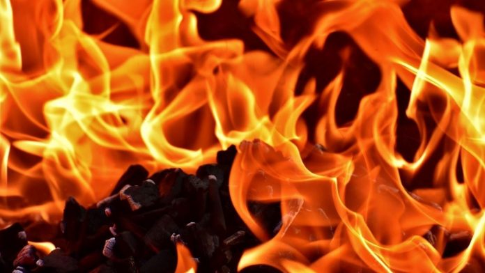 fire-g568aa63dd_1280 House Fire in Village of Dixmoor Results in One Fatality