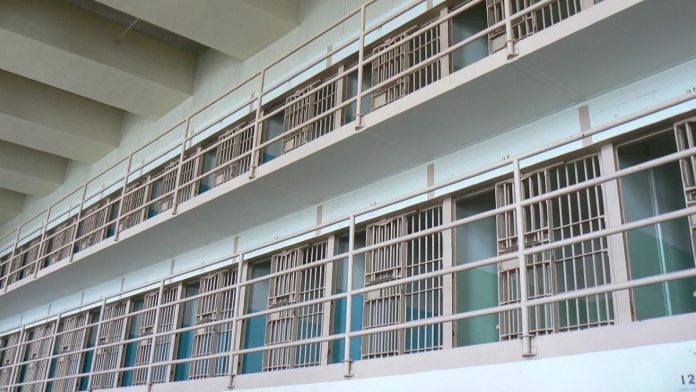 prison-142141_1280 Illinois Prison Rife with Vermin, Mold, Sewage, New Class-Action Lawsuit Alleges