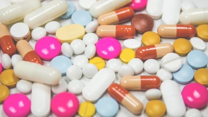 pills-g9ddb5918b_1280 Safely Dispose of Prescription Drugs on National Prescription Drug Take Back Day