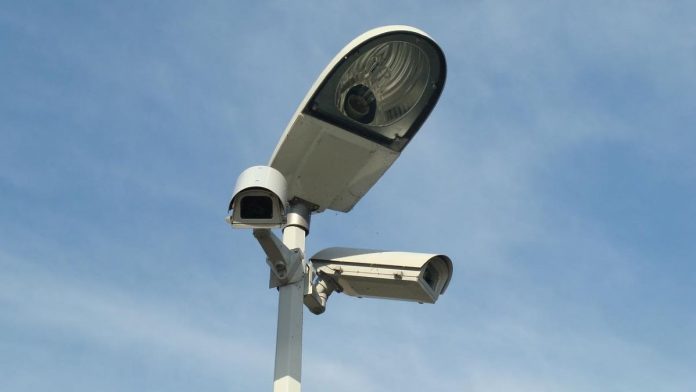 monitoring-401776_1280 Gov. Pritzker Signs Legislation to Expand Use of Expressway Cameras for Law Enforcement Investigations