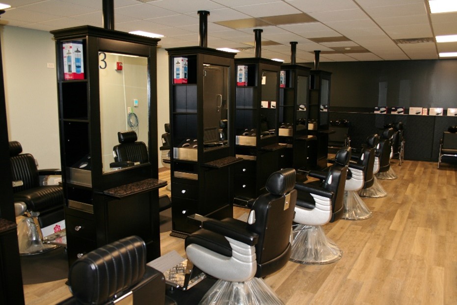 BarberInstructorPressPic_2023 South Suburban College to Offer Barber Instructor Program for Southland Residents