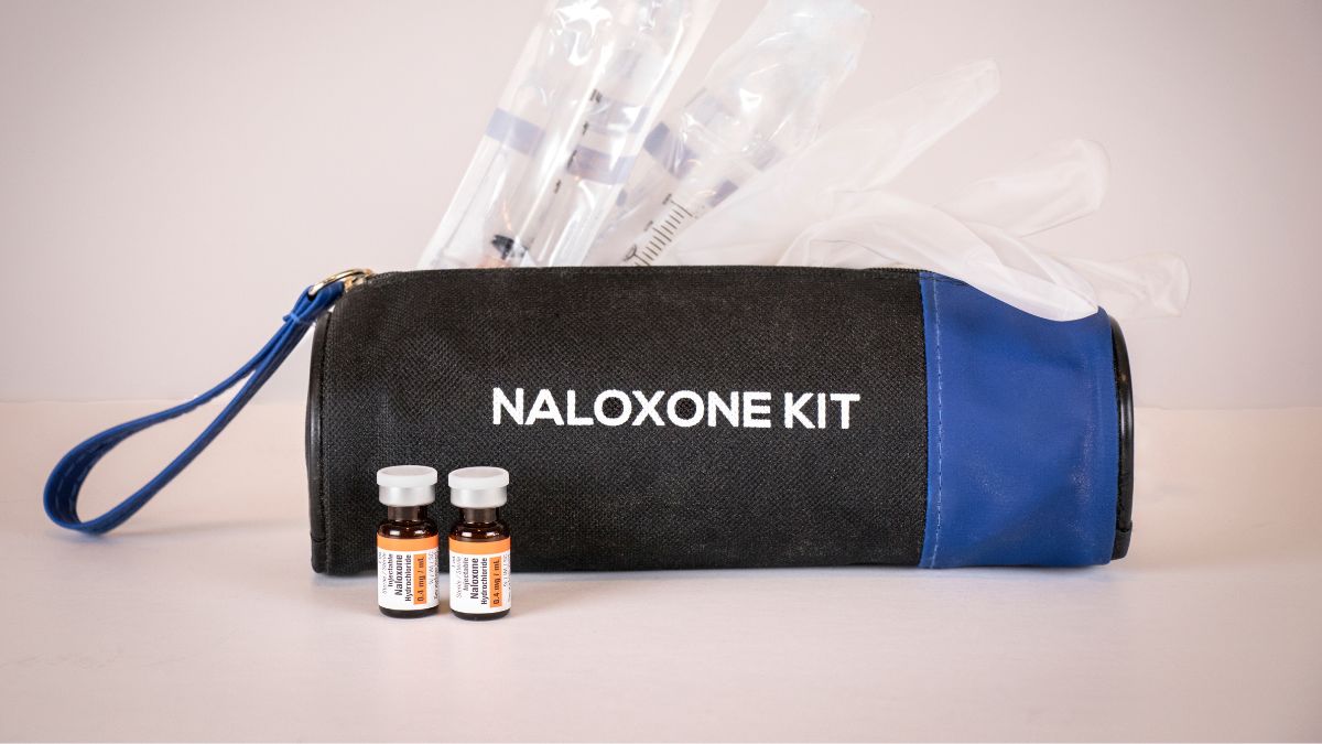 Northwestern Medicine to Distribute Narcan on April 27