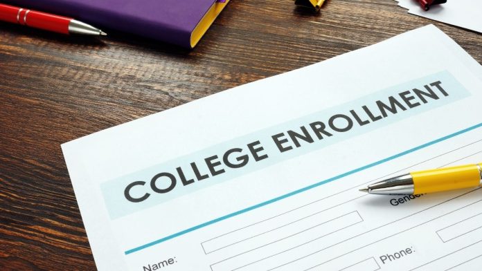 Illinois’ Public Universities Collectively Achieve Highest Enrollment in Eight Years