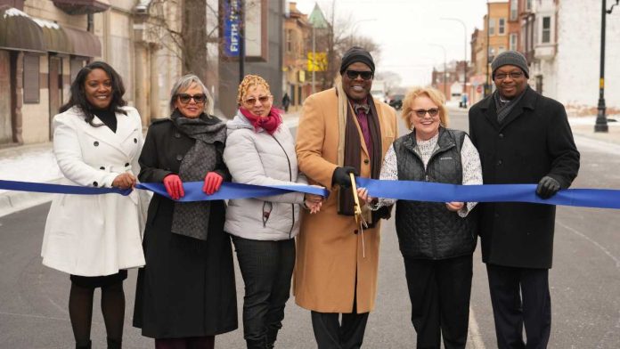 Harvey Harvey celebrates completion of 154th Street project