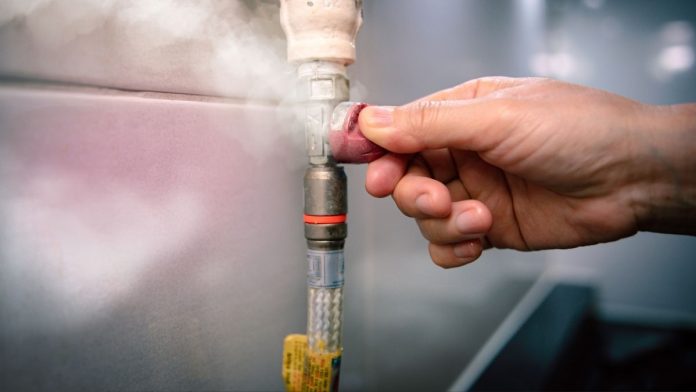 Nicor Gas provides tips to help customers stay safe and warm, and reduce energy costs during winter weather