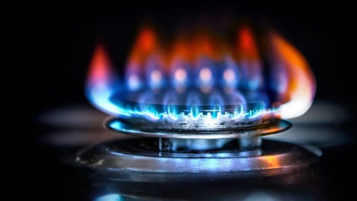 Peoples Gas exec, consumer groups address rates, pipe replacement