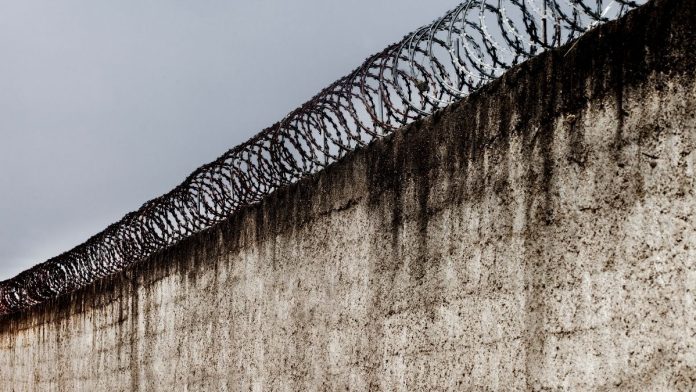 Bailey–Del Mar Campaign Blames Pritzker After Drug Overdoses at Pinckneyville Prison