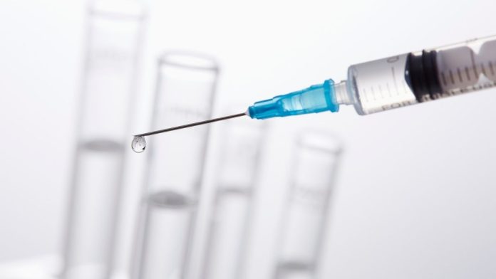 Illinois Health Director Criticizes CDC Website Changes Suggesting False Vaccine–Autism Link