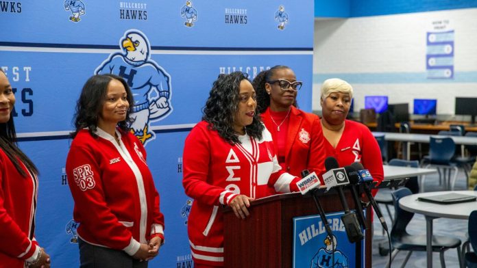 Student-Run High School Voting Sites Surpass Weeklong Early Voting Total in One Day