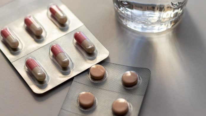 pharmaceutical drugs Illinois Patients and Providers Rally in Chicago to Protect 340B Drug Pricing Program