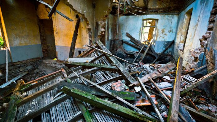 Peters Calls for Federal Disaster Aid for Kankakee After Tornado Damage