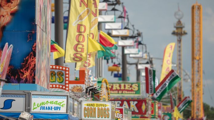 Rising Country Stars Marlowe, Cooke to Co-Headline Du Quoin State Fair Grandstand Show