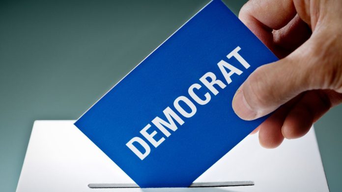 Hernandez Re-Elected as Illinois Democratic Party Chair, Outlines Agenda for Next Four Years
