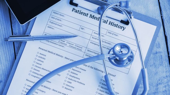 Illinois lawmaker warns medical records bill could delay care