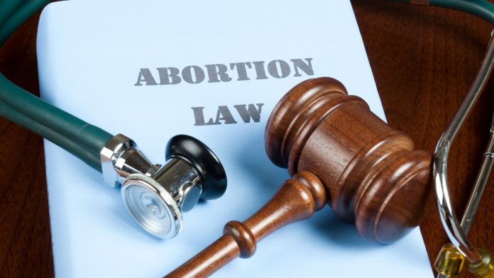 Illinois Democrats Mark Four Years Since Dobbs Decision, Criticize Republican Abortion Policies