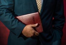 Former Chicago Bear Paul Blair to Host Liberty Pastors Worldview Training Camp in Oak Brook Former Chicago Bear Paul Blair to Host Liberty Pastors Worldview Training Camp in Oak Brook