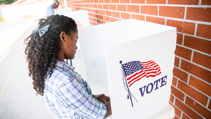 Cook County Clerk's Student Election Judge Program Receives National Achievement Award