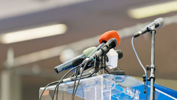 microphone Collin Corbett Calls for Removal of Illinois Legislative Inspector General and Overhaul of State Ethics System