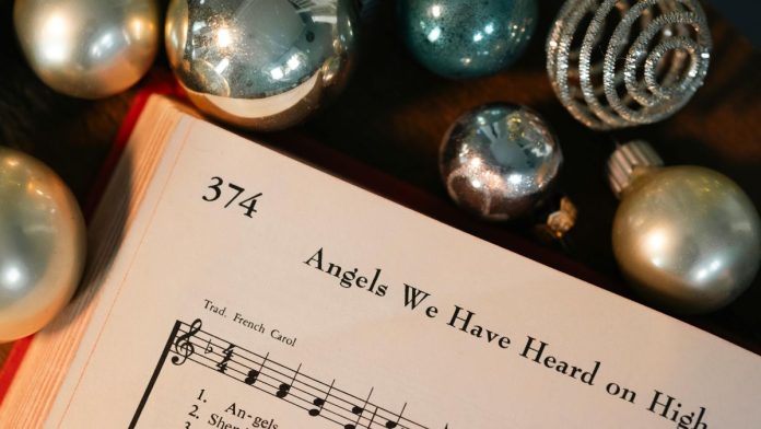 a christmas carol theater