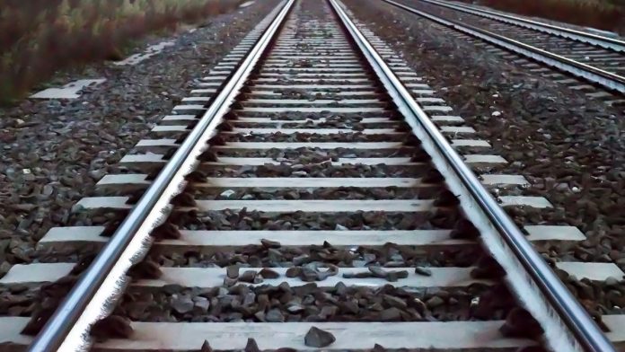 tracks Illinois Railroad Workers Urge Residents to Stay Safe Around Tracks and Trains
