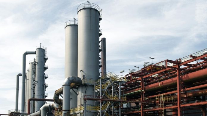 refinery Joliet refinery delayed in bringing capacity online as Midwest gas prices surge