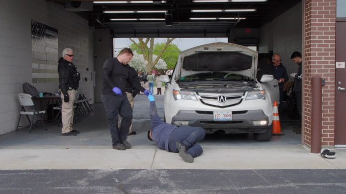Free Vehicle Light Repairs Reach 1,000 Cook County Motorists Through Lightsaver Program Free Vehicle Light Repairs Reach 1,000 Cook County Motorists Through Lightsaver Program